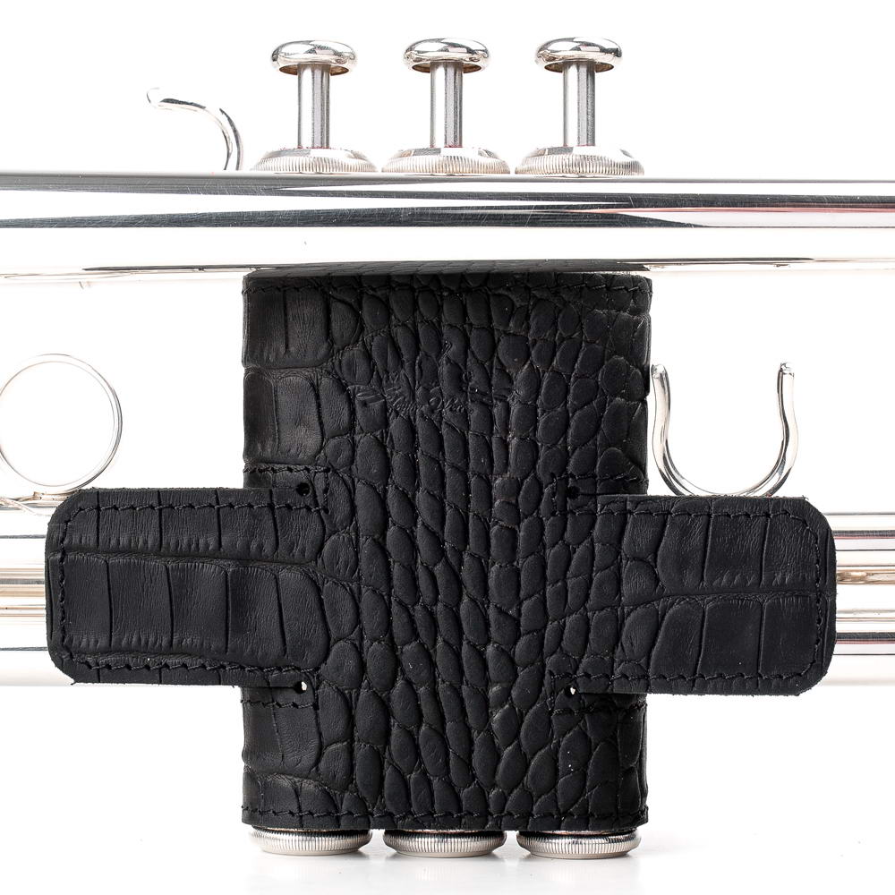 Trumpet Valve Guard L Reptile Leather Black — front view on trumpet