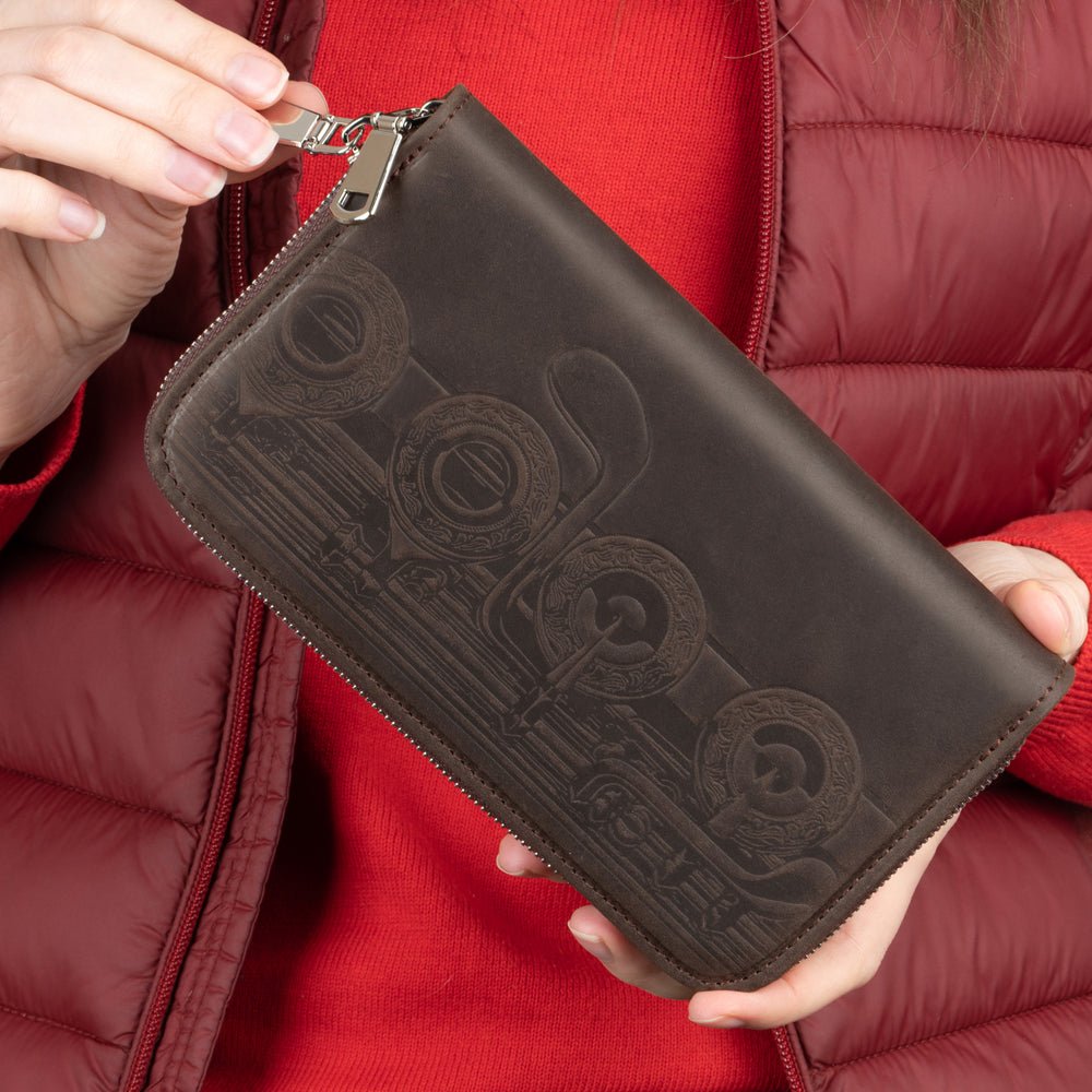 Leather Wallet with Flute Embossing