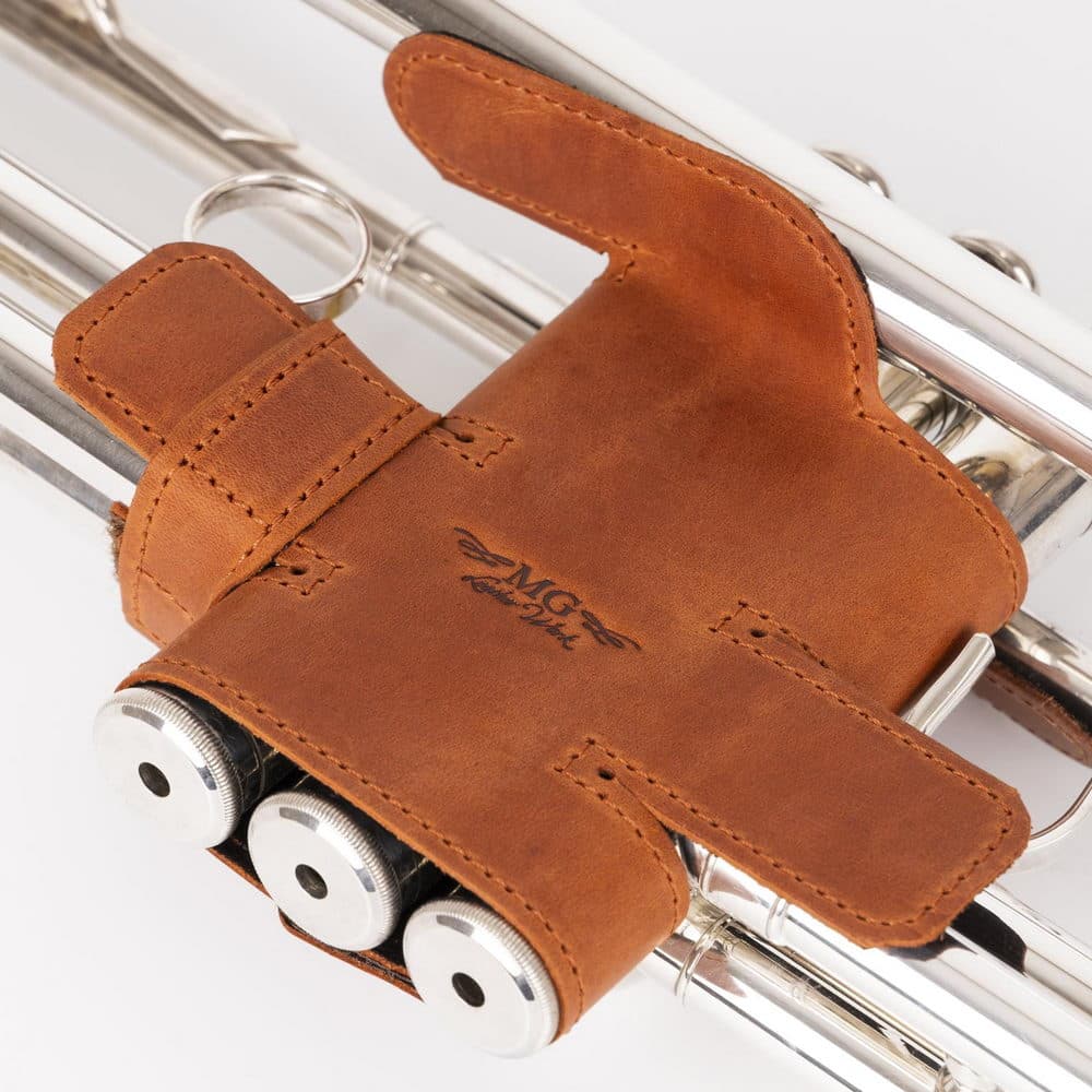 Trumpet Valve Guard XL Crazy Horse Leather